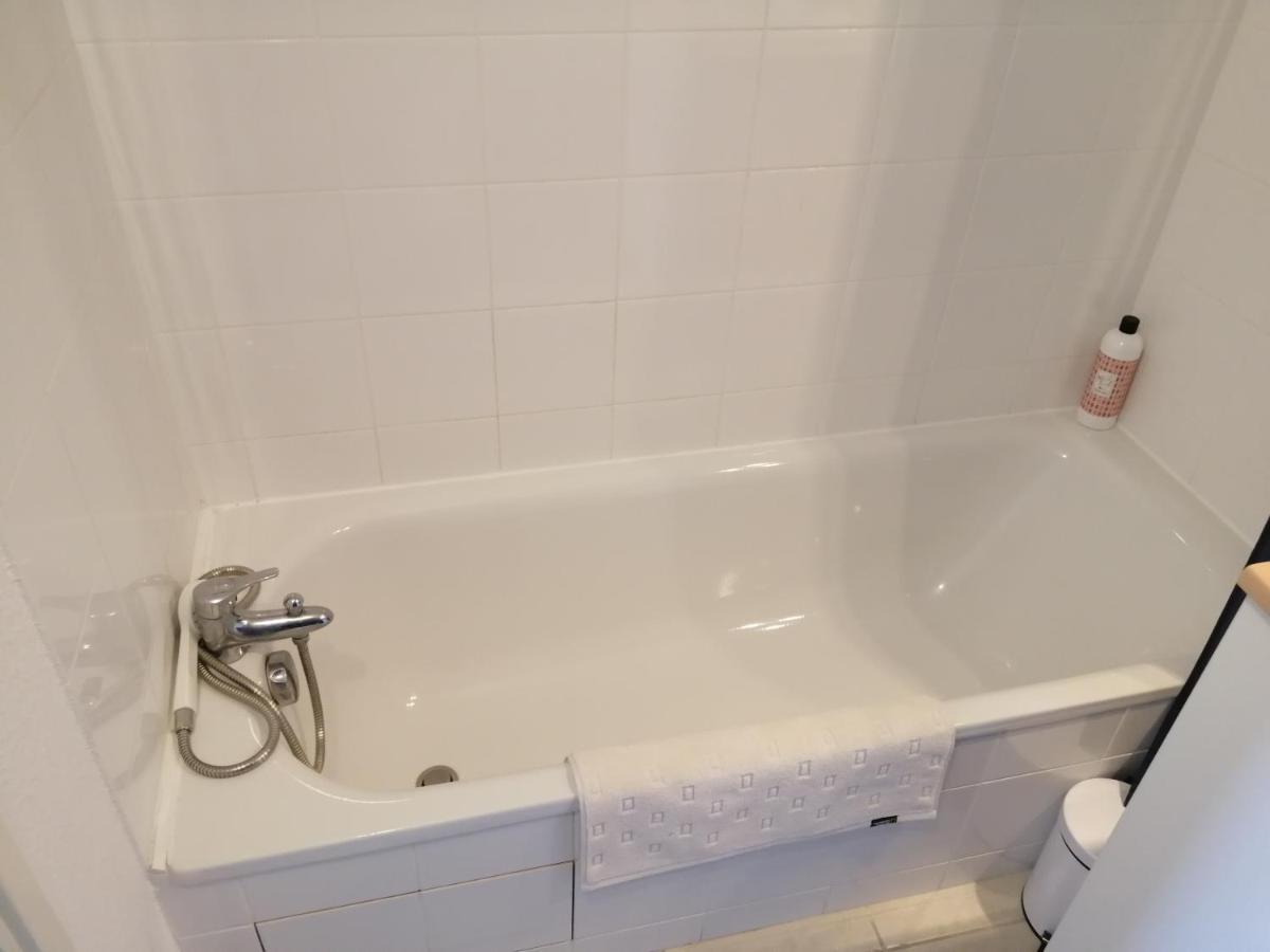 Le Cocon De Marie,Piscine, Balcon, Parking Gratuit, Baignoire Apartment การ์กาซอน ภายนอก รูปภาพ